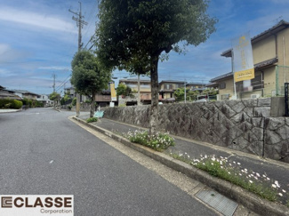 【前面道路含む現地写真】 | 城陽市寺田大川原　１区画　売土地　建築条件付き　