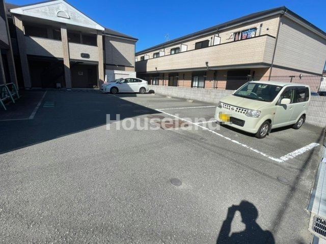 Mグラナートの駐車場