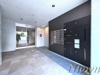 【エントランス】 | アソシエ中村 | 清潔なエントランスです