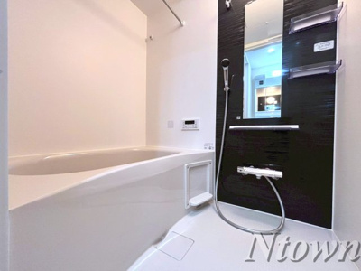 【浴室】 | アソシエ中村 | 落ち着いた空間のお風呂です