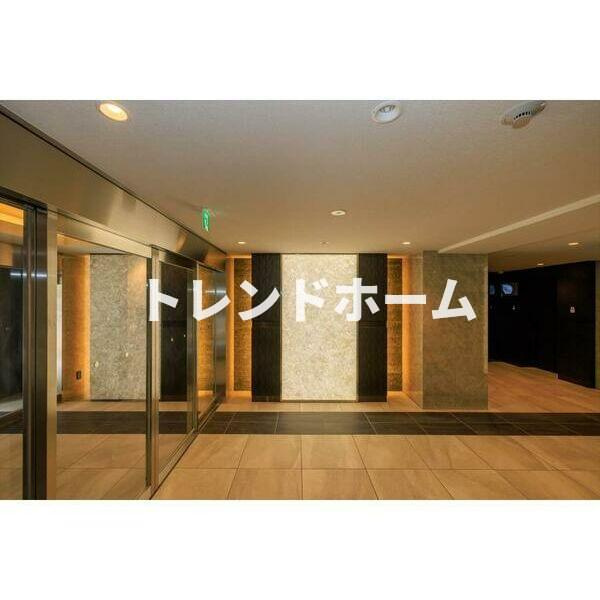 ラ・ピシーヌ南堀江のエントランス|選べる家電プランあり！！