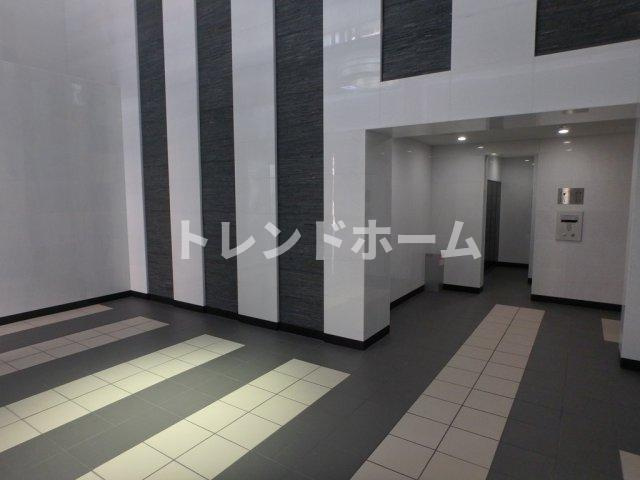 グランドロアール天満橋のエントランス|選べる家電プランあり！！