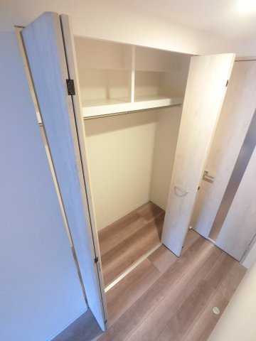 アロー東海神　３７番館の収納