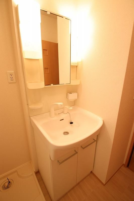 グランモアの洗面所|広い洗面スペースです★