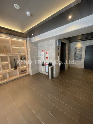 サンネクテール天満橋のロビー|落ち着いたロビーです