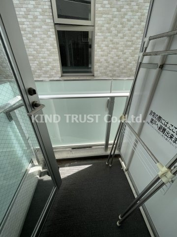 サンネクテール天満橋のバルコニー|開放的で明るい空間を演出してくれるバルコニーです