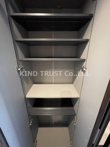 サンネクテール天満橋の収納|大きなものも収納できそうです