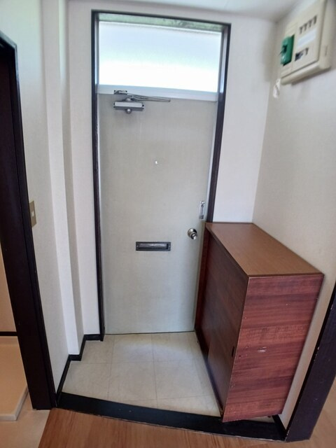 島田ハイツＡの玄関