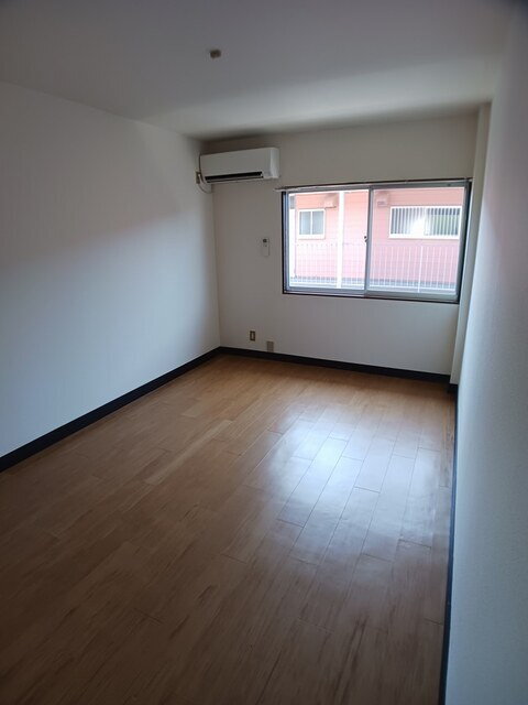 島田ハイツＡの居間・リビング