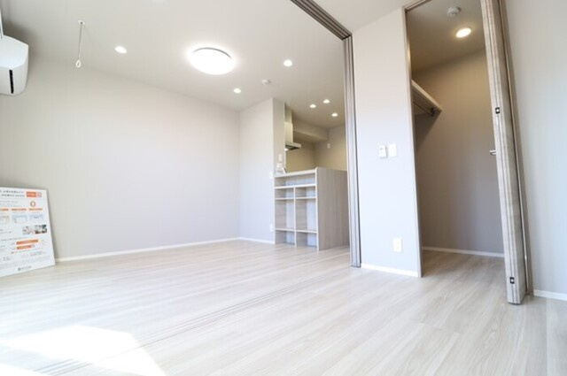 La Maison 本町のその他|洋室