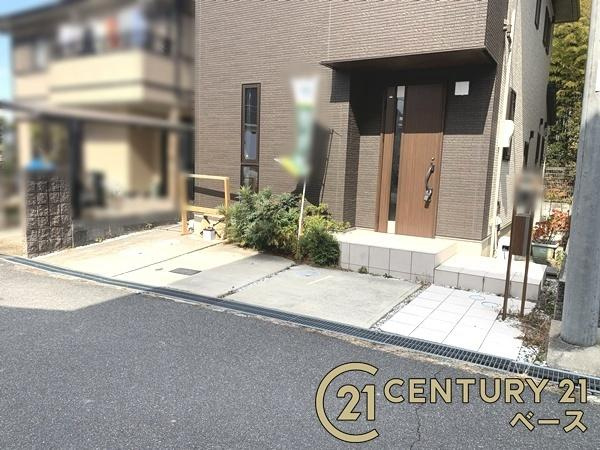 生駒市小明町　一戸建の駐車場|■現地撮影写真■