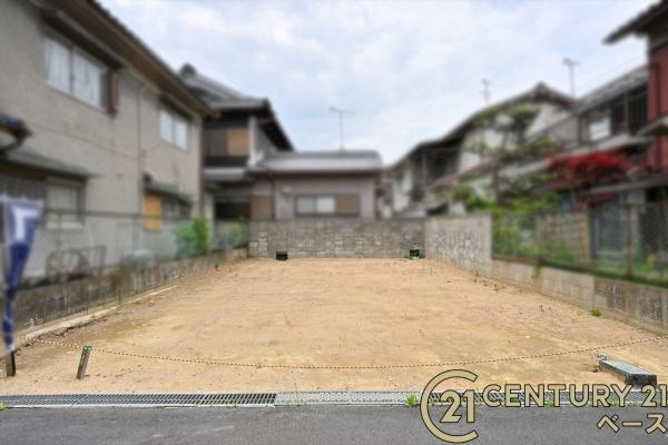 橿原市新賀町の売地のその他|■現地撮影写真■前面道路約４ｍと車の出し入れが楽々！
