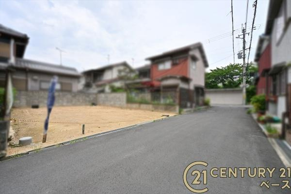 橿原市新賀町の売地の前面道路含む現地写真|■現地撮影写真■建築条件無しの売り土地となってます！