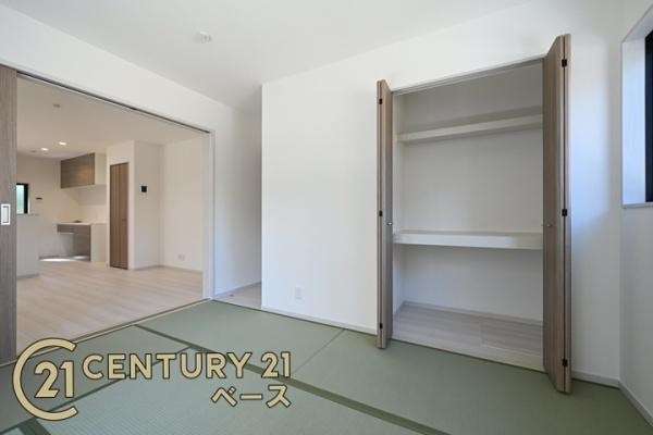 御所市栄町 ２号棟 ／新築一戸建の収納|■現地撮影写真■和室にも収納スペース完備！