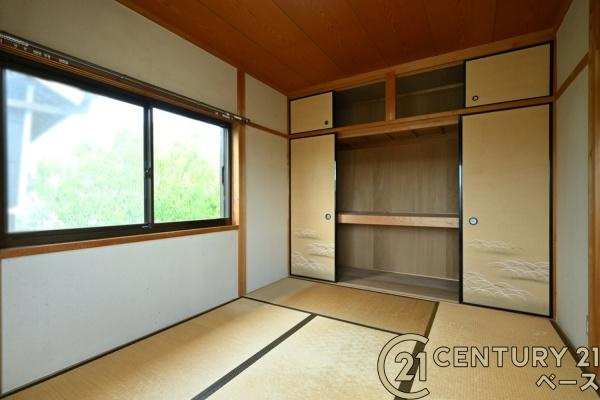 磯城郡三宅町大字伴堂の中古一戸建の収納|■現地撮影写真■ ２階の６帖和室です。