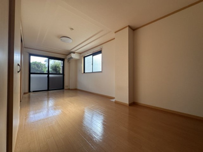 【居間・リビング】 | ヴィラージュ | リビング