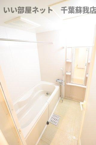K,reizendの浴室|落ち着いた空間のお風呂です
