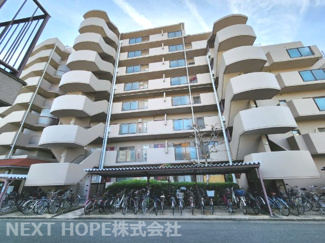 【外観】 | 【伊丹昆陽ビューハイツ】地上９階建　総戸数９７戸　ご紹介のお部屋は１階部分です♪