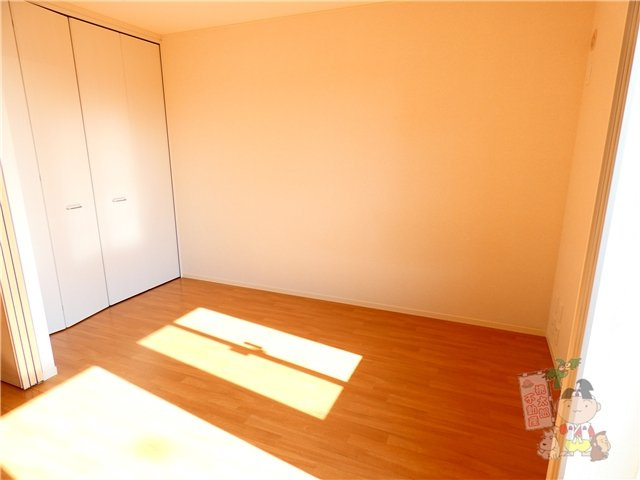 アルカ・ソラーレⅢの洋室