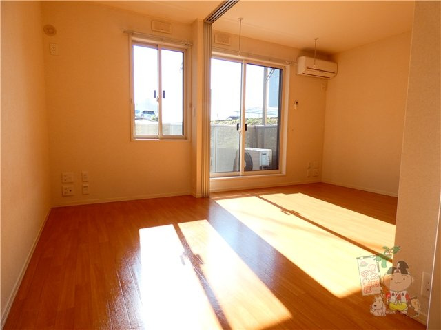 アルカ・ソラーレⅢの居間・リビング