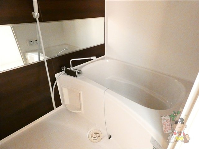 アルカ・ソラーレⅢの浴室