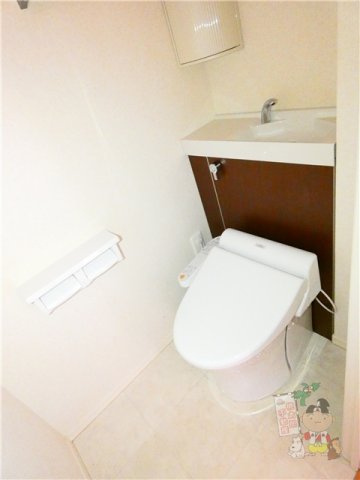 アルカ・ソラーレⅢのトイレ