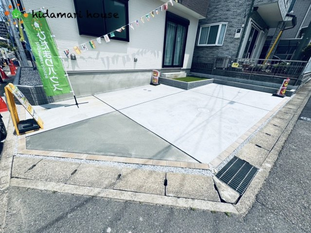 北区日進町第3期　新築戸建　ハートフルタウン01の駐車場