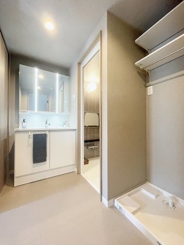 サンクレイドル郡山パークサイドの独立洗面台