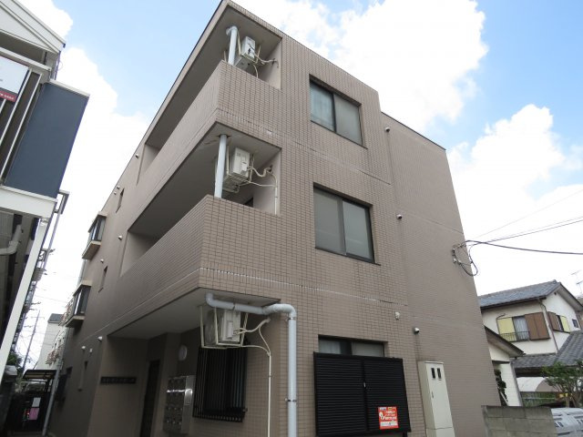 エレガンス霞ヶ関の外観