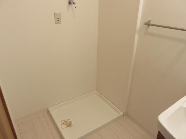 ディアコート・愛のその他|洗濯機置場