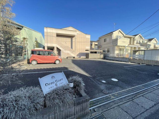 ディアコート・愛の駐車場