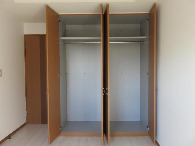 ディアコート・愛の収納|洋室①収納