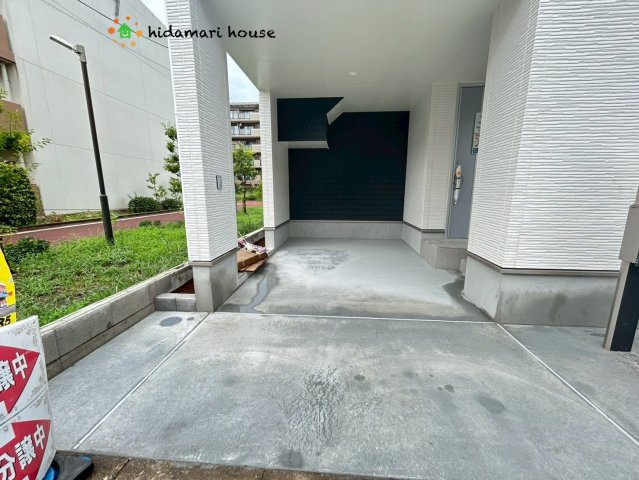 北区東大成町第1期　新築戸建　ハートフルタウン01の駐車場