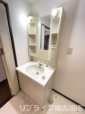 【独立洗面台】 | リアライズ加古川Ⅱ | 写真は別室参考