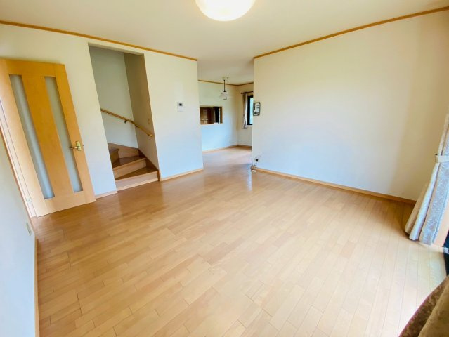 四木　中古戸建の居間・リビング