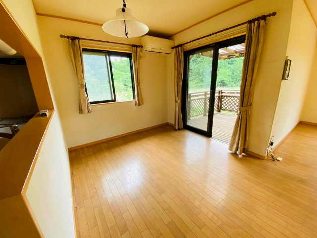 四木　中古戸建の居間・リビング