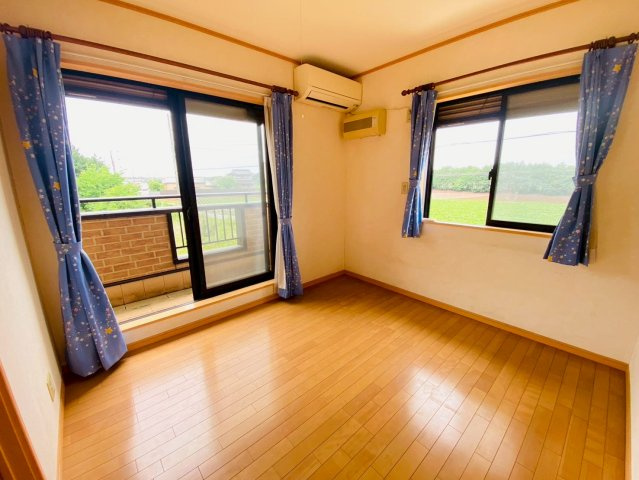 四木　中古戸建の洋室