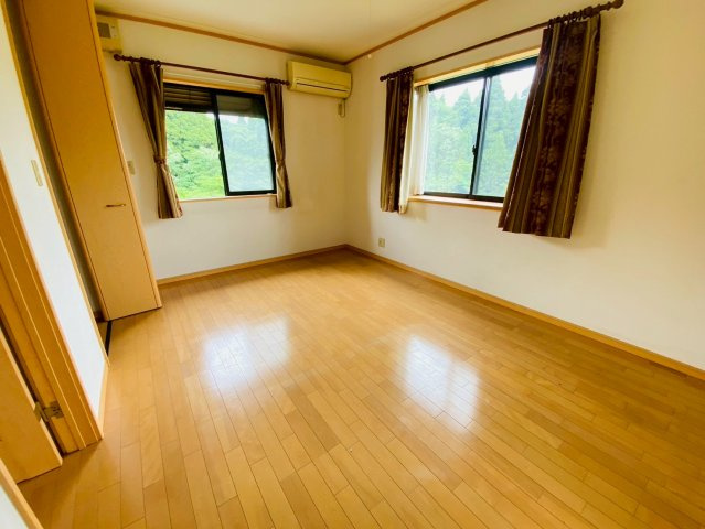 四木　中古戸建の洋室