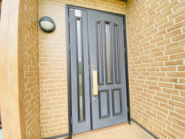 四木　中古戸建の玄関