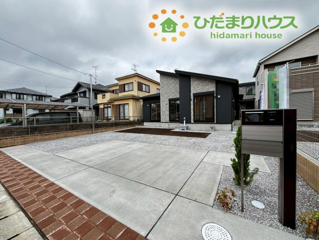 東松山市新宿町　新築一戸建て　ブルーミングガーデン　01の外観|生活動線がスムーズな平屋住宅♪