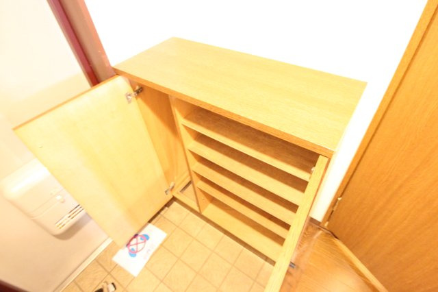 グランシャトレーＤＡＩＷＡの玄関