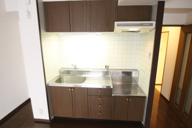 グランシャトレーＤＡＩＷＡのキッチン