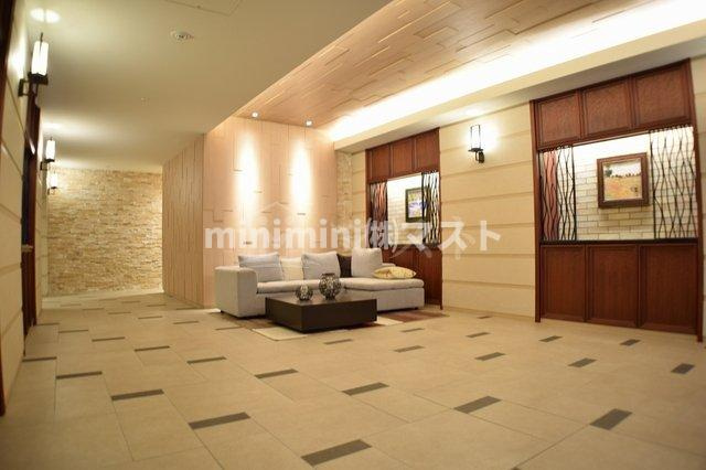 スプランディッド大阪ＷＥＳＴのロビー