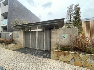 【エントランス】 | グランカーサ緑地公園 | エントランス★