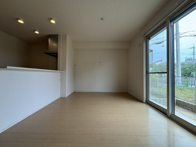 リバーサイド響の居間・リビング