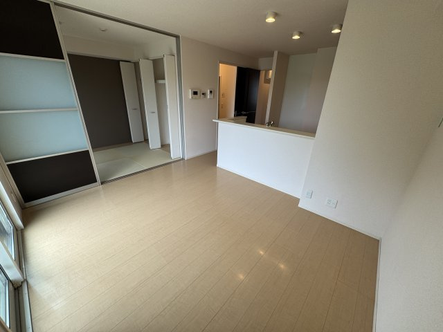 リバーサイド響の居間・リビング