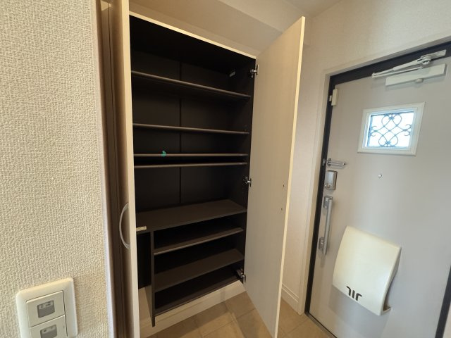 リバーサイド響の収納