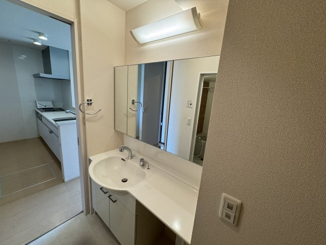 リバーサイド響の独立洗面台