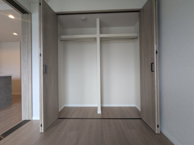 【収納】 | ディオフェルティ鈴蘭台ガーデンヒルズ | 大きなクローゼットでお荷物がたくさん収納できます。
