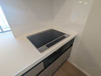 【キッチン】 | ディオフェルティ鈴蘭台ガーデンヒルズ | IHコンロでお手入れも楽々です。